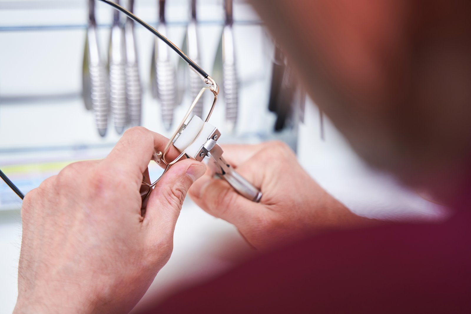 reparatii-ochelari-sanpetru-servicii-optice-medicale-sanpetru reparatii ochelari sanpetru